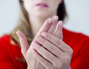 tintelende handen stress oorzaak