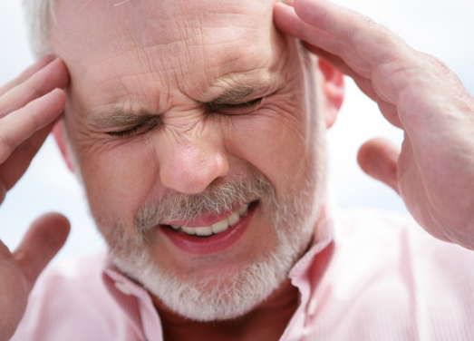zweverig gevoel in hoofd door stress oorzaak spanningshoofdpijn